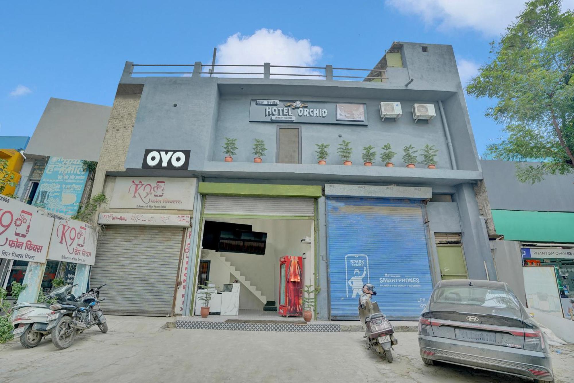 Hotel O Orchid Ludhiana Exteriör bild